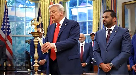 Trump Hosts Indian CEOs, Kash Patel at White House Diwali Party, Lights Candle