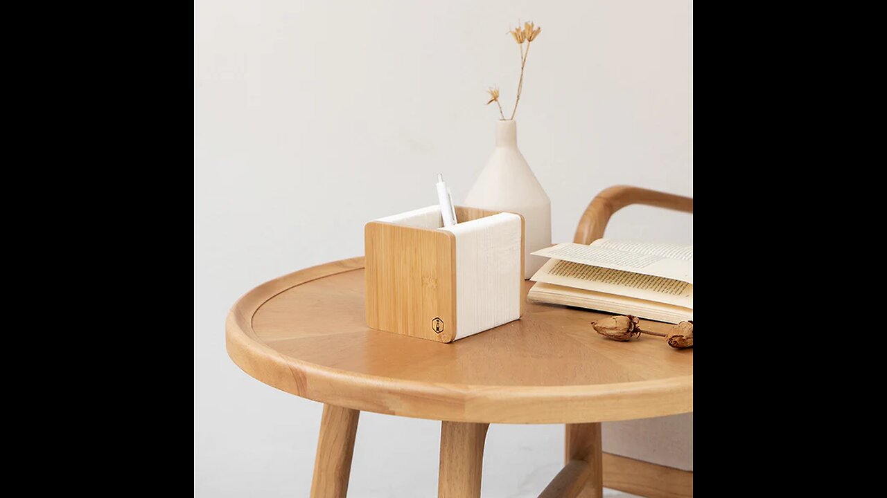 Retractable Desktop Pen Holder, with Accordion Structure, Large Storage Space and Minimalist Design