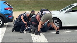 A Spanish-speaking man just tried to FLEE from federal agents and DC police after being pulled over