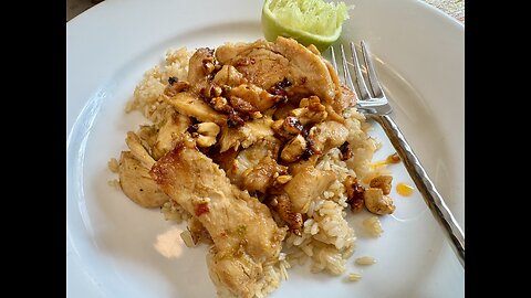 Easy Spicy Thai Chicken with Lime & Cashews - Ready in 20 Minutes!