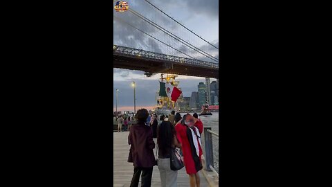 ⚠️NEW FOOTAGE: Another angle of the Cuauhtémoc ship crashing into the Brooklyn Bridge The ship