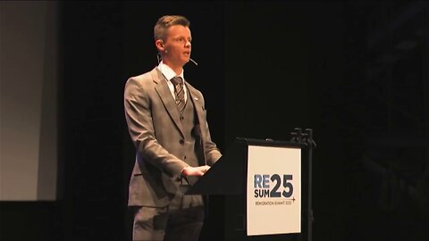 John McLoughlin | ✈️ ReSum25