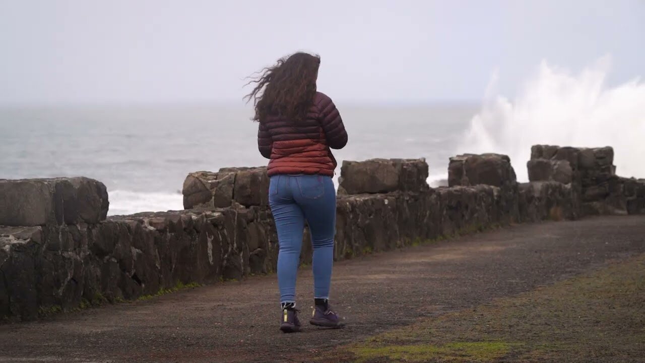 Big Ocean waves on the Oregon Coast