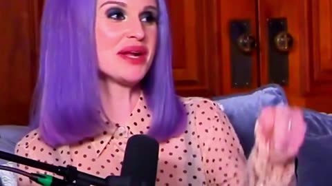 Kelly Osbourne Mental Discomfort