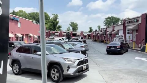 I dont want my face in that video - Retard running towards the camera