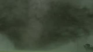Tornado RIPS by houses!