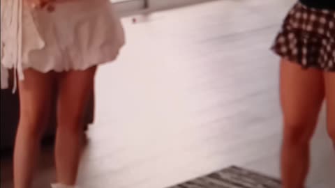 Streamer girls meet up