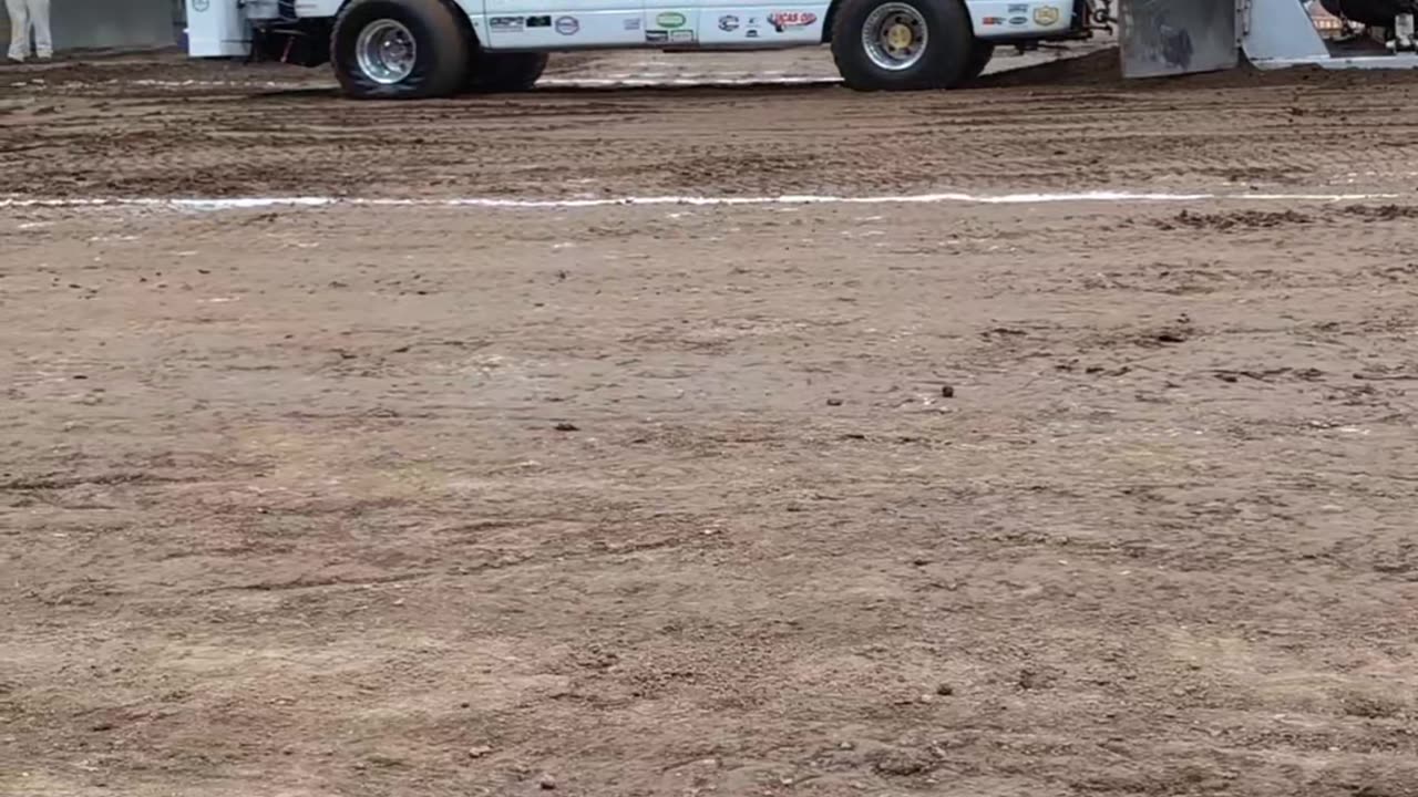 Truck Pulling Action from Keystone Nationals
