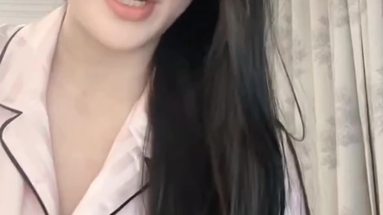 476