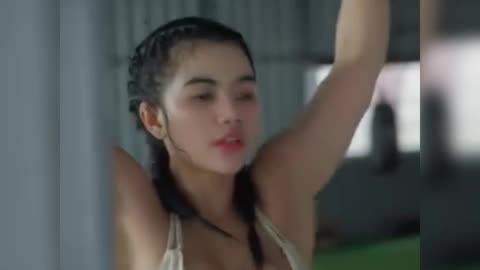 Sexy Gym Girl - Girl Trying Her Best