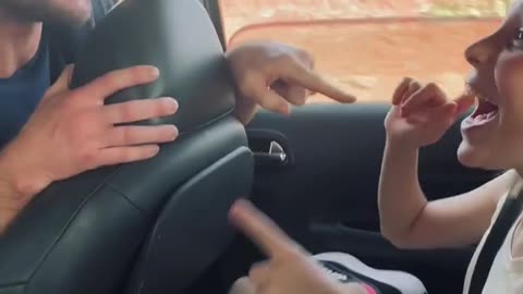 Darren Till Sings His Favorite Brazilian Song with His Daughter