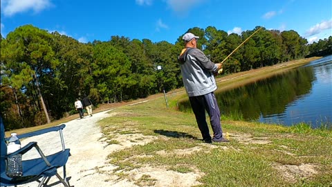 myrtle beach lake . I'm trying to see what is in it