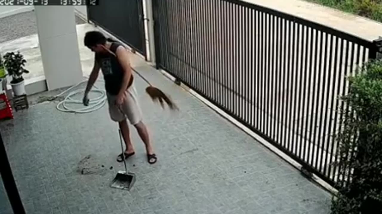 😂🔍 Hilarious Fail Finding the Broom! | FunFM