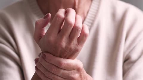 Sri Sai Physiotherapy Clinic - Hand Pain Relief in Madurai