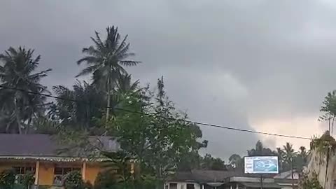 Hujan badai angin kencang