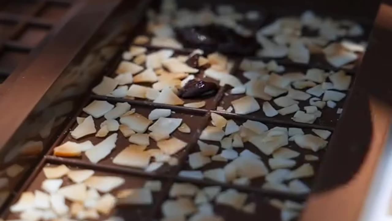 CHOCOLATE MAKING PROCESS