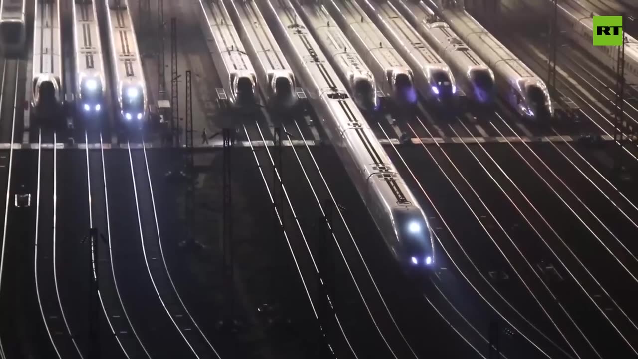 China's high-speed rail network officially blasted past 50,000 kilometers in operation