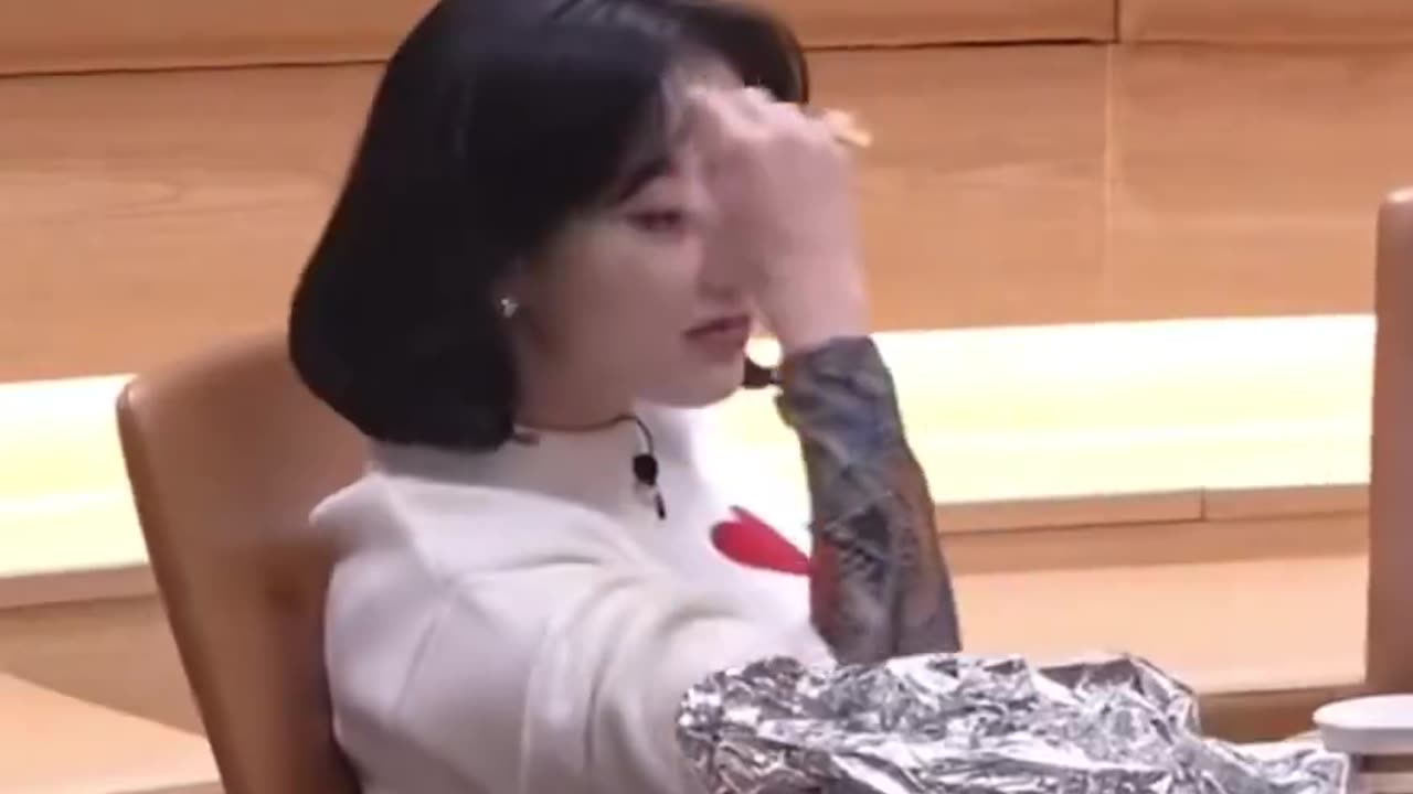 TWICE JIHYO JUNGKOOK KPOP 2025