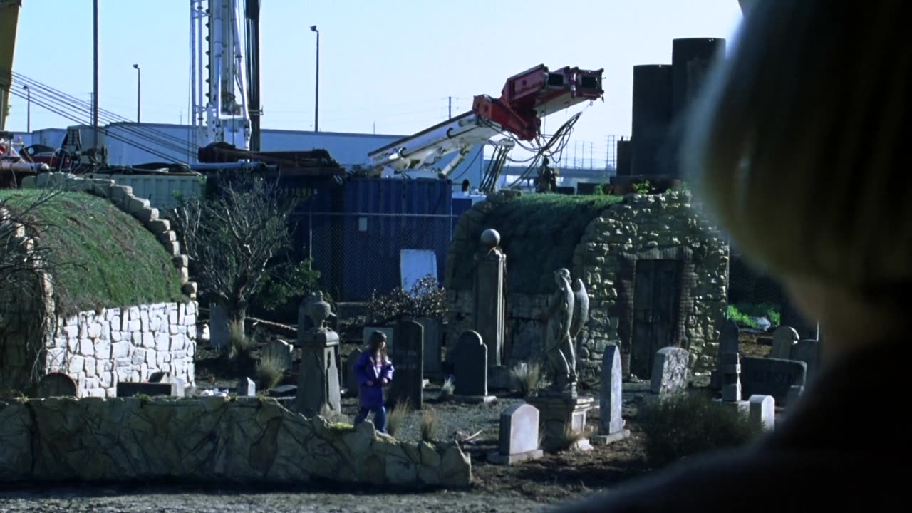 Mortuary.2005 BluRay film