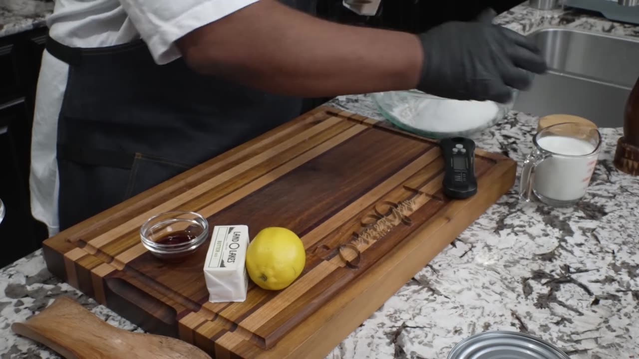 How to Make Peach Cobbler Like Grandma Used To (But Easier)