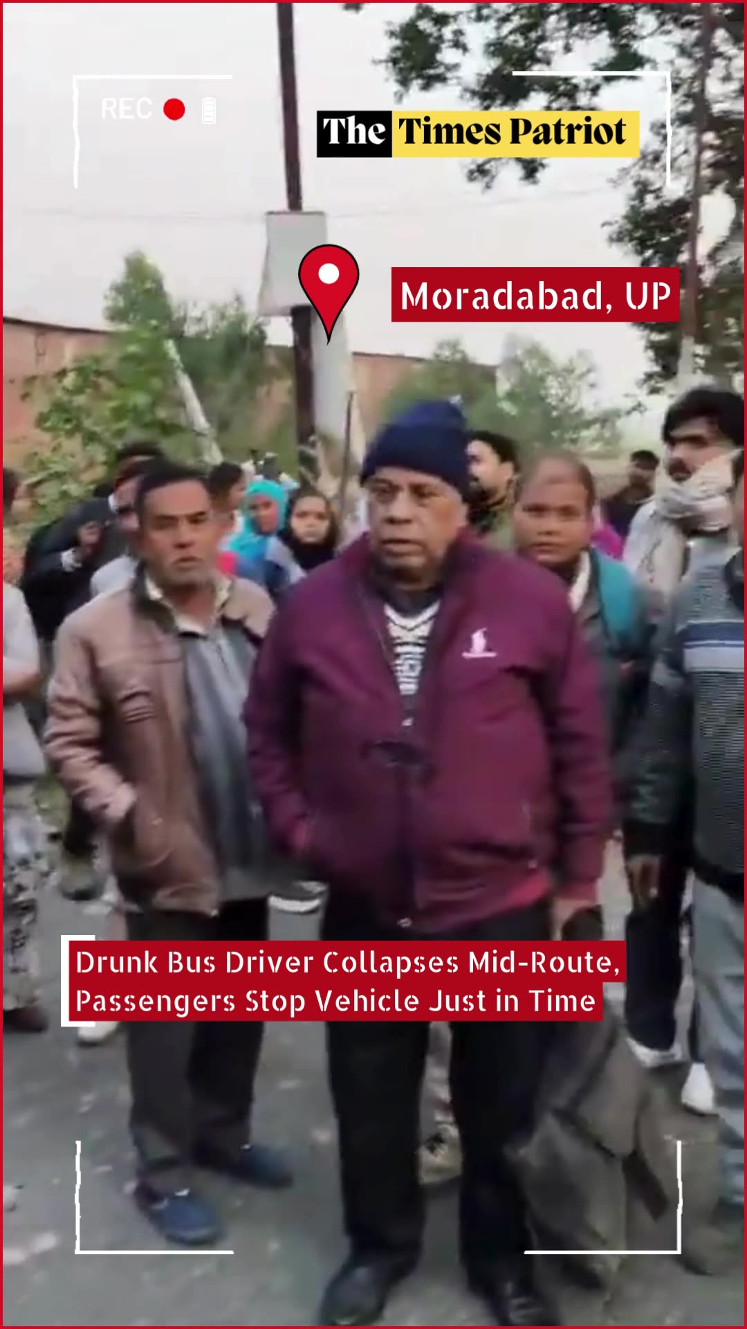 Drunk Bus Driver Collapses Mid-Route, Passengers Stop Vehicle Just in Time