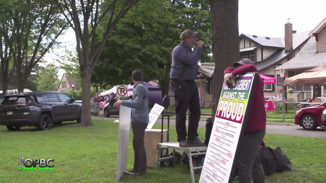 (Day 2) Preaching Live at the Minnesota State Fair