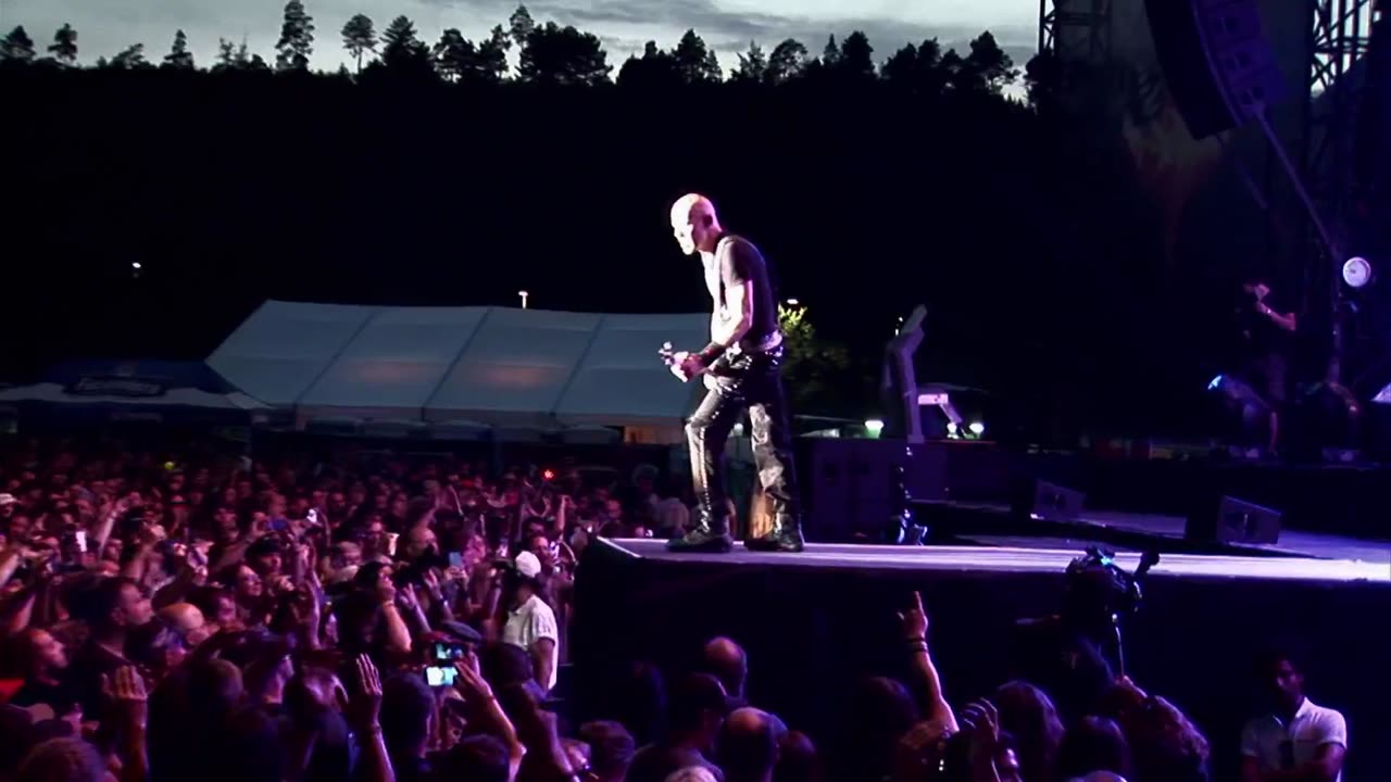 Dying Breed - Accept (live)