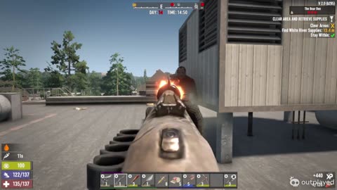 7 Days To Die: Getting supplies at Midway Clinic and The Bear Den!