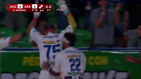 Alberth Martínez terreneó a Caribes