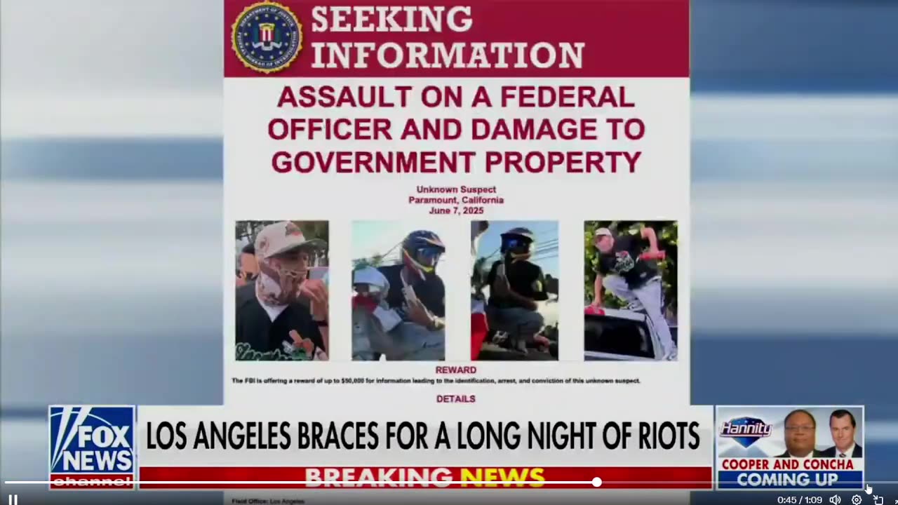 FBI đã xác định được người đàn ông đã ném đá vào các đặc vụ liên bang và đang đột kích nhà của hắn.