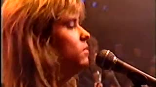 Bangles - Manic Monday & Let It Go = The Tube 1986