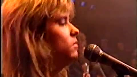 Bangles - Manic Monday & Let It Go = The Tube 1986