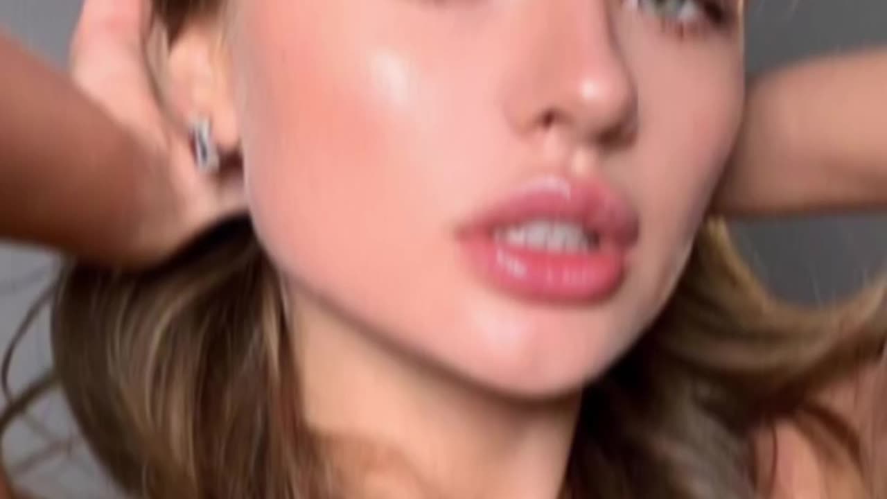 Dewy makeup