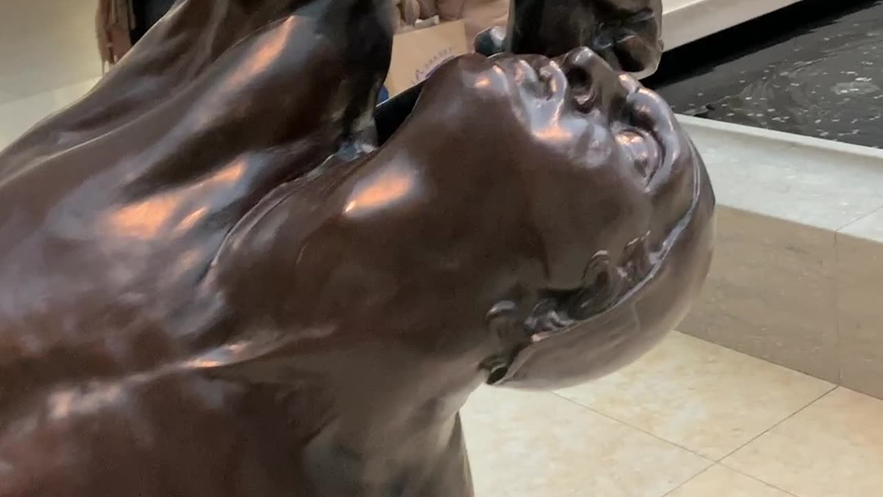 Dramatic Sculpture