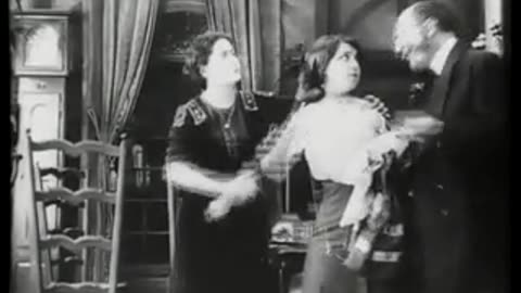 Max Linder in A Farm-house Romance (Idylle a la ferme), 1912 (1912)