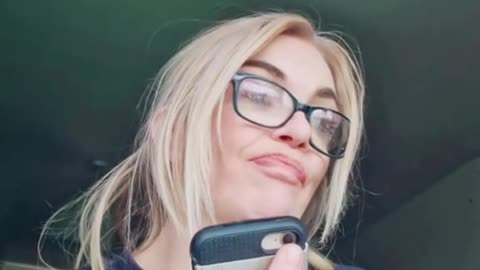 Listening to voice mail lol