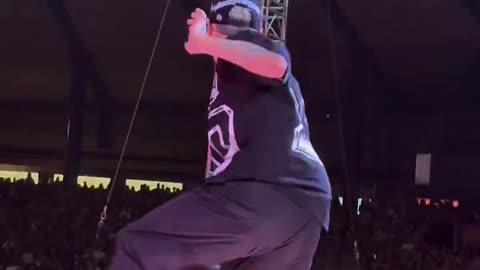 [4K] Chris Brown "Catch A Body" Live in Europe (Cinematic Portrait) 🎥🌍