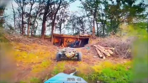 🚁🎯 Ukraine Russia War | Fiber-Optic Drone Hits AFU D-30 Howitzer | RCF