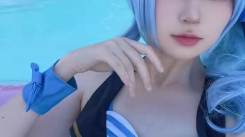 1個前の投稿とギャップで風邪をひかせます プール来たら撮りたかったんだよね #もんた界隈 #fyp #おすすめ #星街すいせい #コスプレ