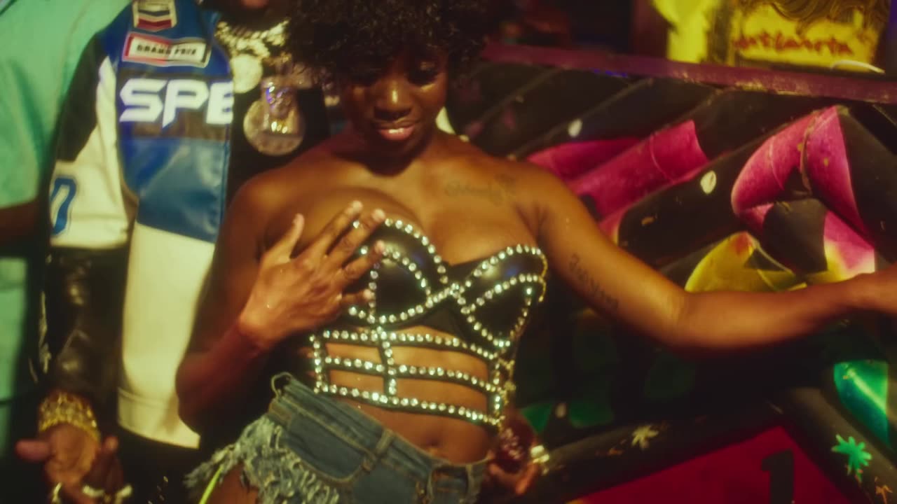 Shake It To The Max (Fly) Remix - MOLIY, Shenseea, Skillibeng, Silent Addy Freestyle