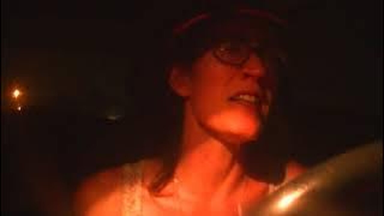 studying the scenery to defend myself from boredom