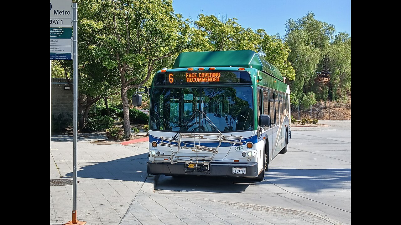 Torrance Transit 2011 New Flyer C40LFR 318