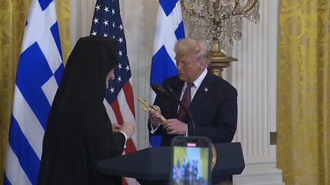 TRUMP❤️🇺🇸🥇🪽RECEIVES HOLY CROSS🤍🇺🇸🏅🪽✝️AT GREECE INDEPENDENCE DAY CELEBRATION💙🇺🇸🏅🪽🏛️⭐️