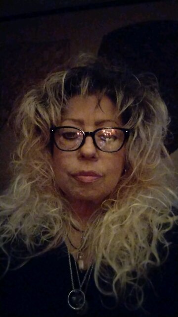 PLEASE EXCUSE MY LACK OF KNOWING WTH I'M DOING!!🤷😂✌️