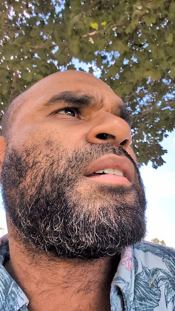 5 to 10 computers with internet.