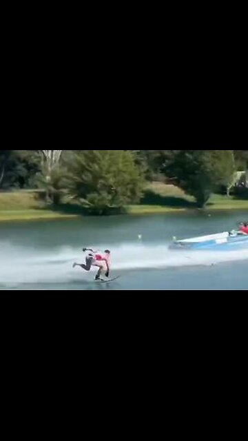 BRO CAIN'T WATERSKI 🏄❌ BUT HE NAILED THAT PIER❗