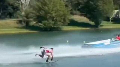 BRO CAIN'T WATERSKI 🏄❌ BUT HE NAILED THAT PIER❗