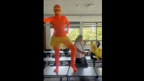 Pocket Whip Dance Off!