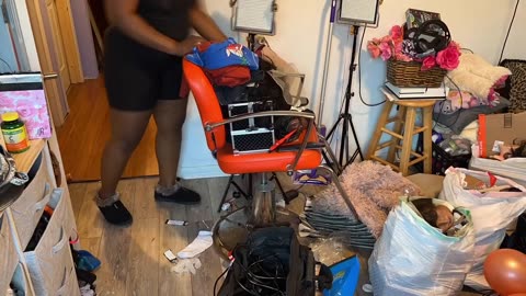 (Clean With Me) VLOGMAS Day 1