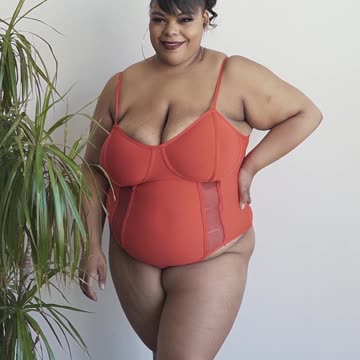 Plus Size Beauty in Burning Dust Bikini 💃 | Bold, Confident & Unstoppable